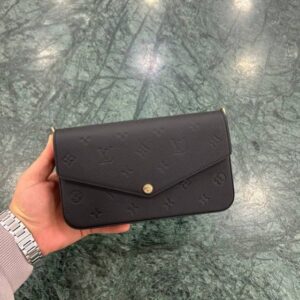 Louis Vuitton - Image 7