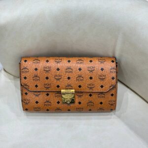 MCM Visetos Patricia Crossbody Bag - Image 4