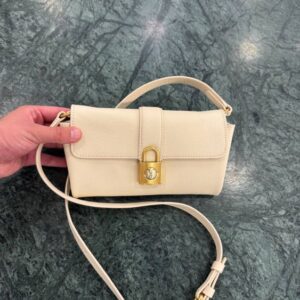 Louis Vuitton Wallet On Chain Low Key - Image 7