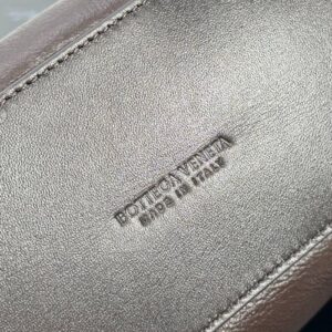 BOTTEGA - Image 5