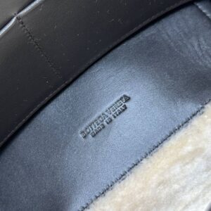 BOTTEGA - Image 7