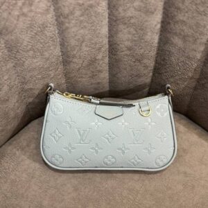 Louis Vuitton Multi Pochette , Shoulder Bag - Image 4