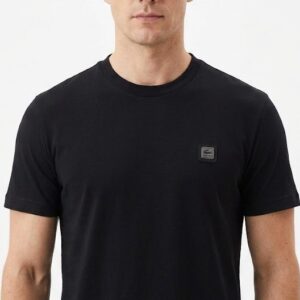 Lacoste S022